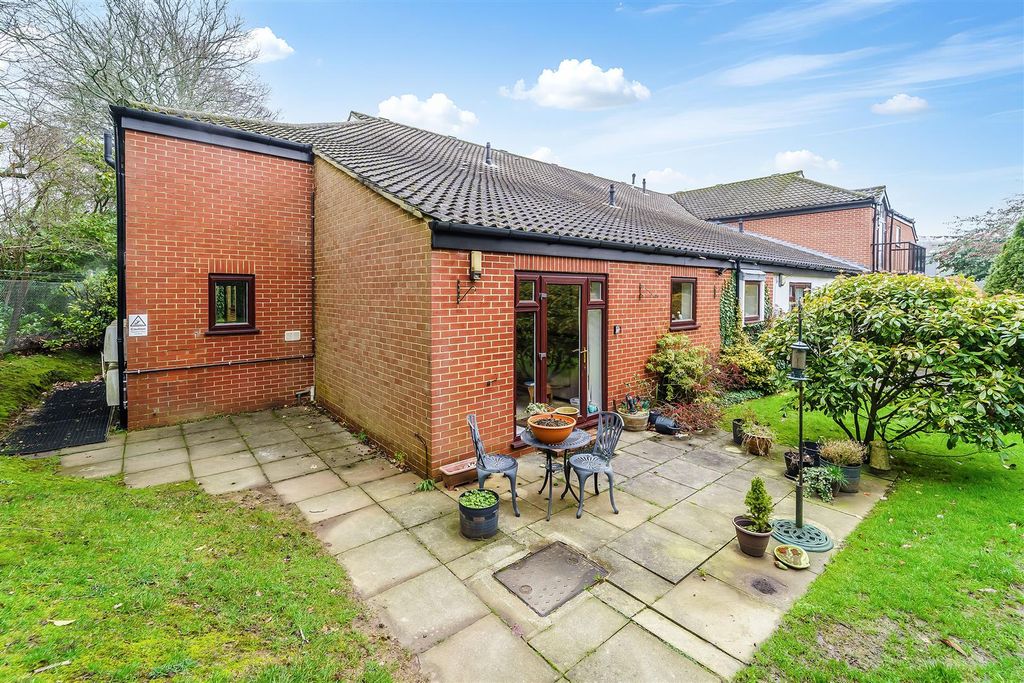 Property photo 2 of 16 Stokes Ridings, 1  (8).Jpg