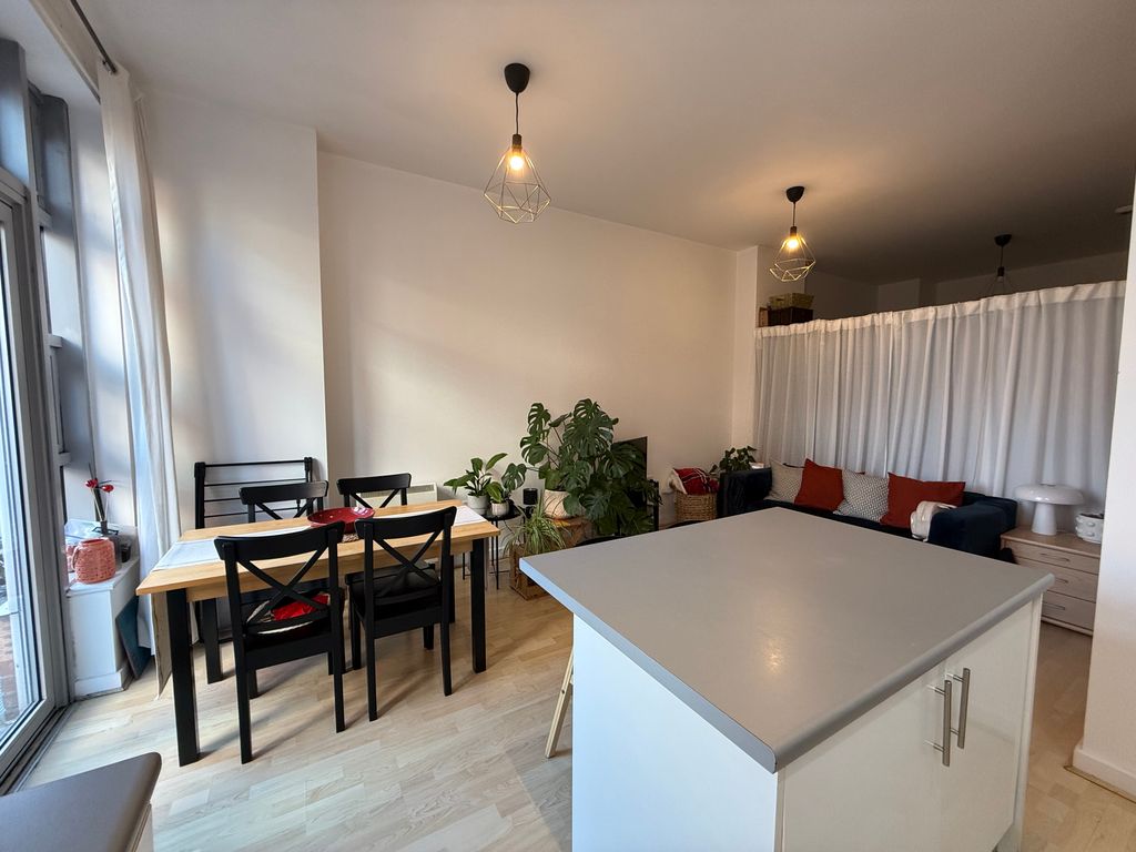 Property photo 3 of 8 Img_7460