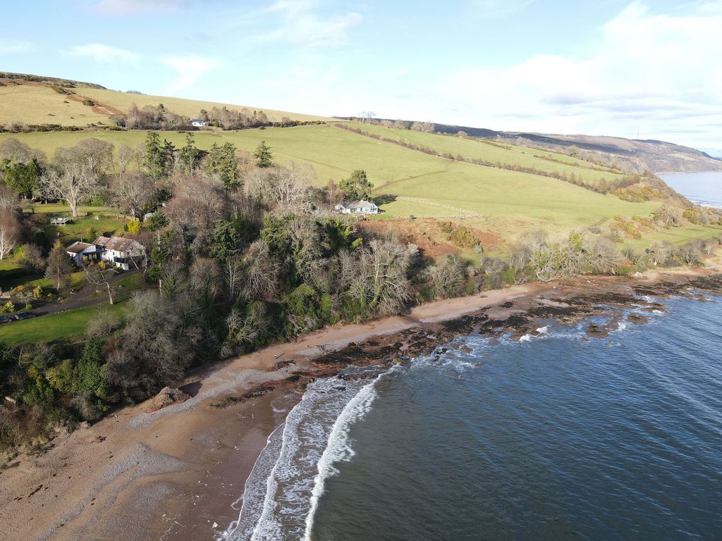 Property photo 2 of 55