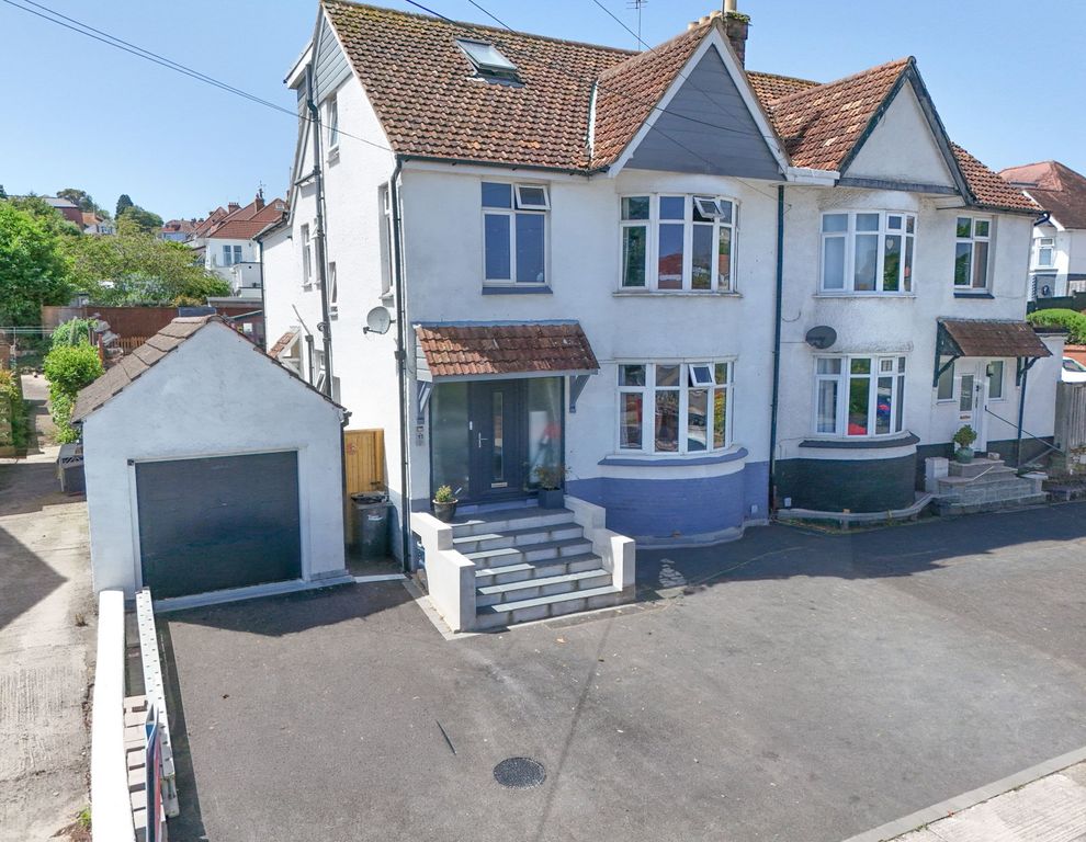 Property photo 1 of 25