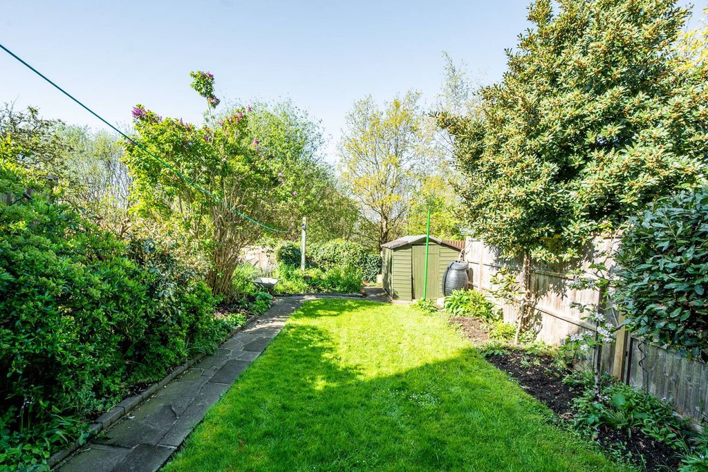 Property photo 3 of 24