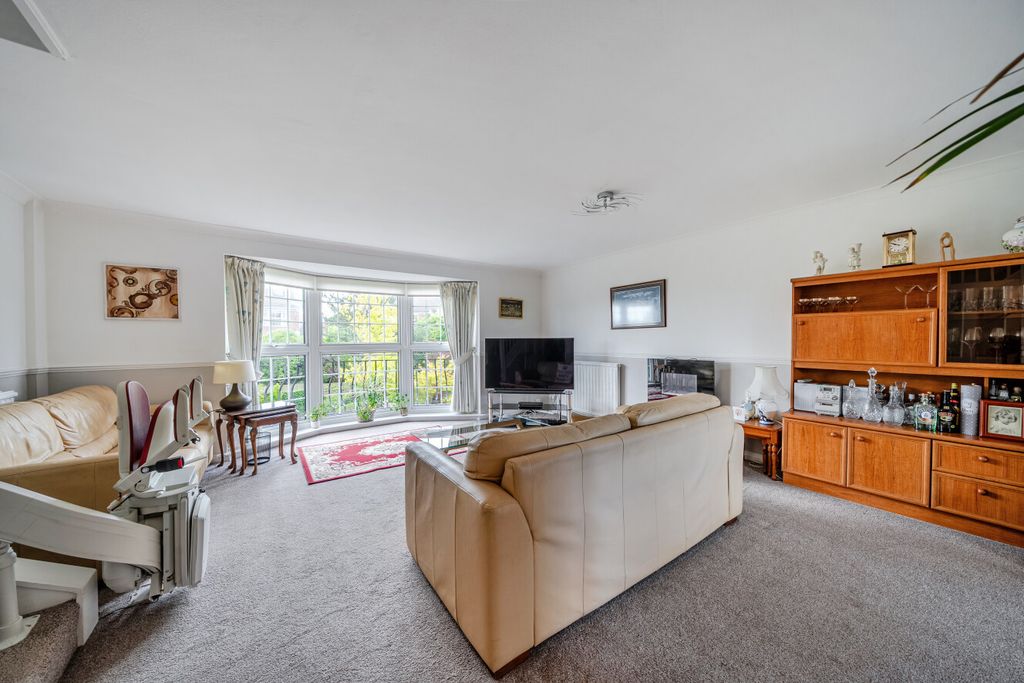 Property photo 3 of 17 1466584-17-6A0d79...