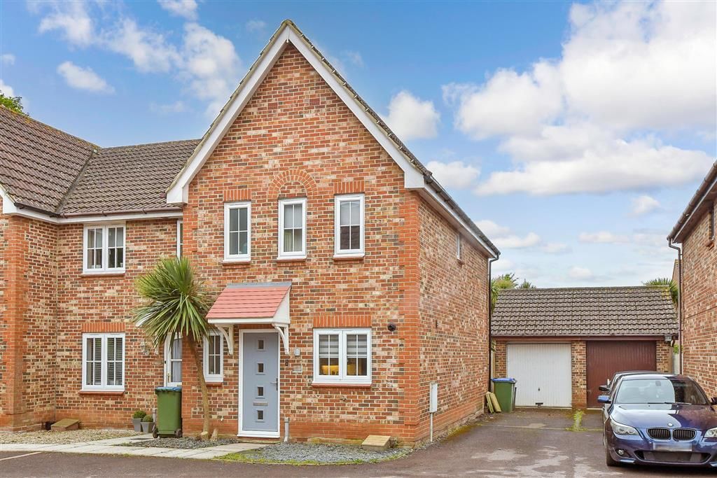 Property photo 1 of 12 External Web 1