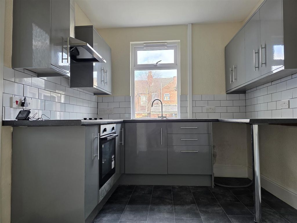 Property photo 3 of 11 1000038696.Jpg