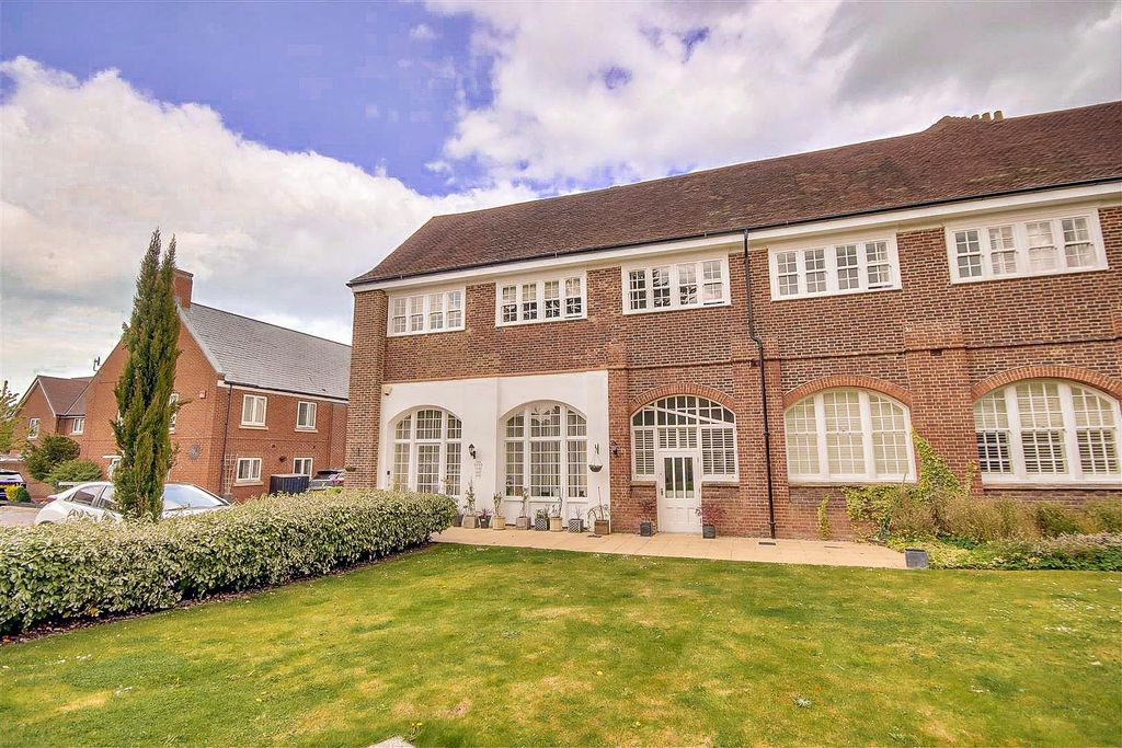 Property photo 1 of 19 Tdl5Oyikzusj_Yutlm1Vxg.Jpg