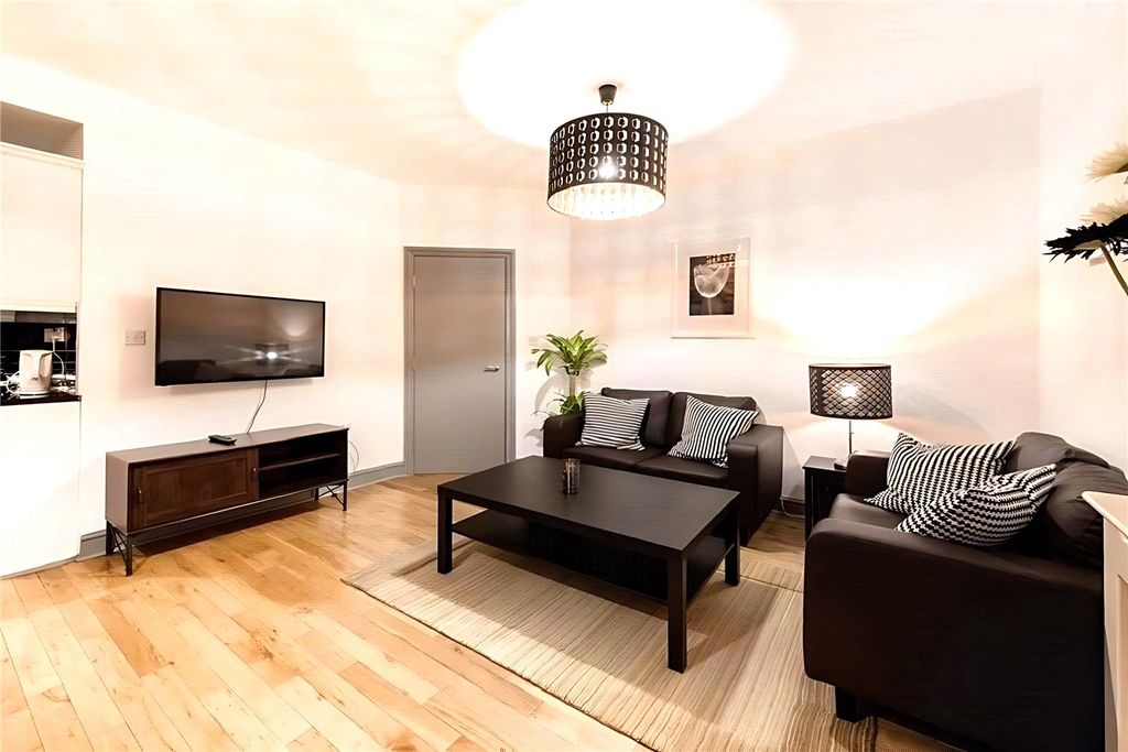 Property photo 2 of 6 Picture No. 02