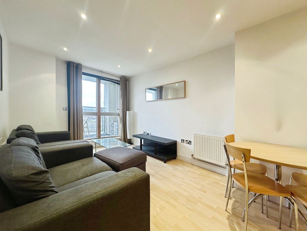 Property photo 2 of 10 Picture No. 28