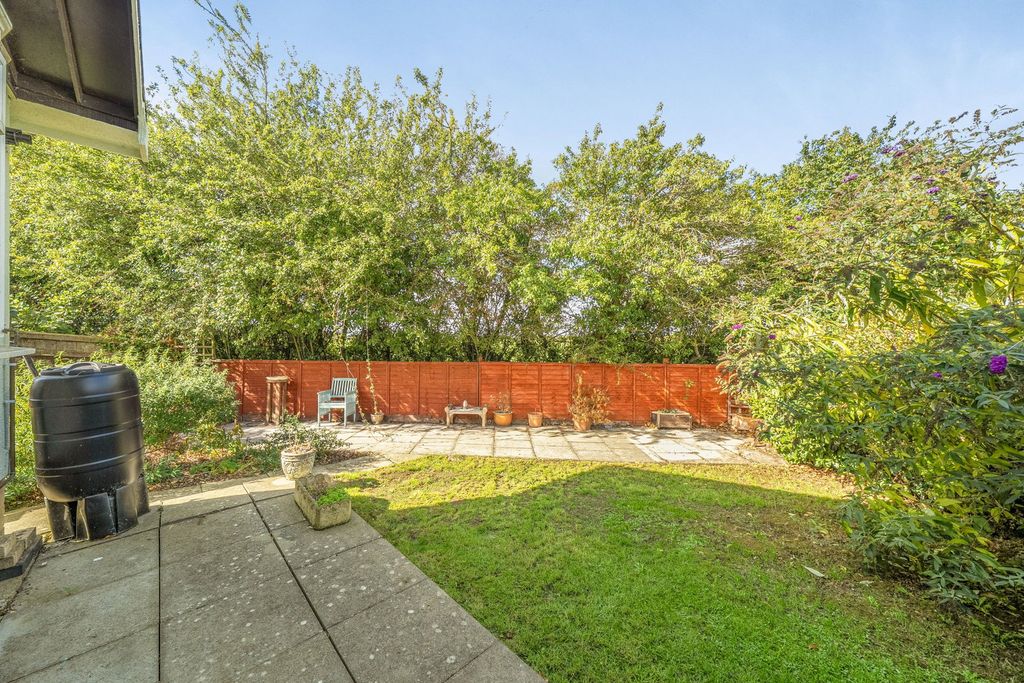 Property photo 3 of 24