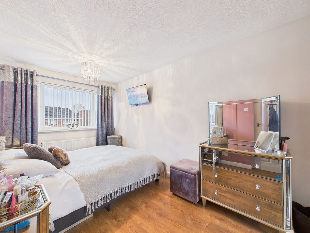 Property photo 3 of 12 Bedroom One