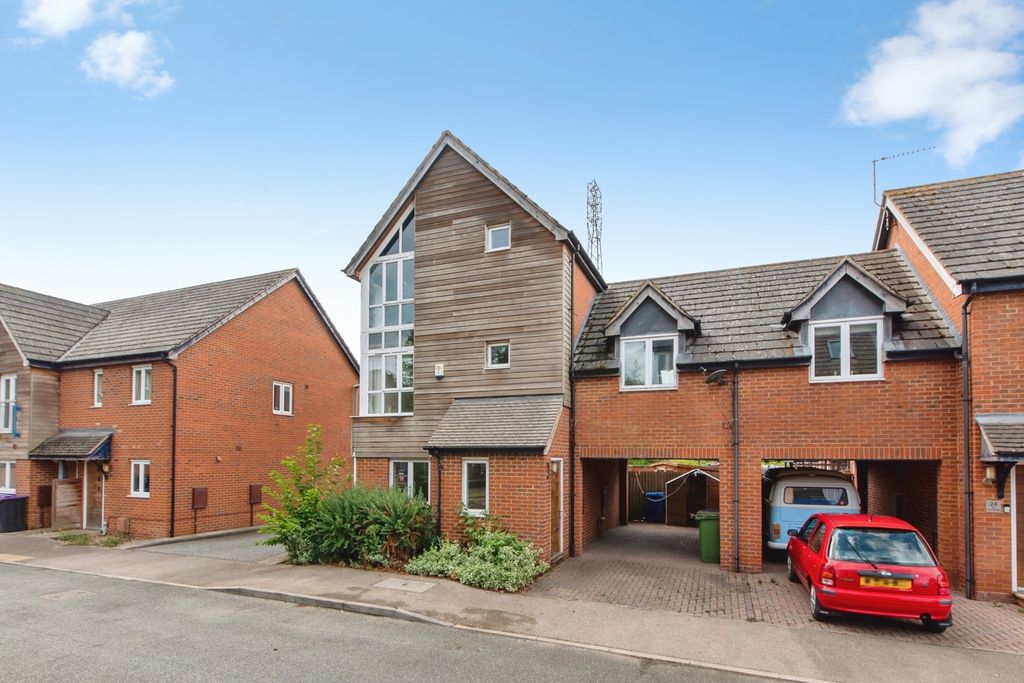 Property photo 2 of 29 Pbox-Img.Jpg