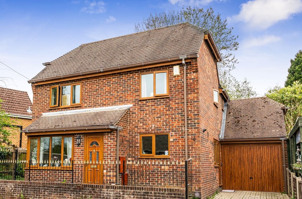 Property photo 1 of 9 Picture No. 35