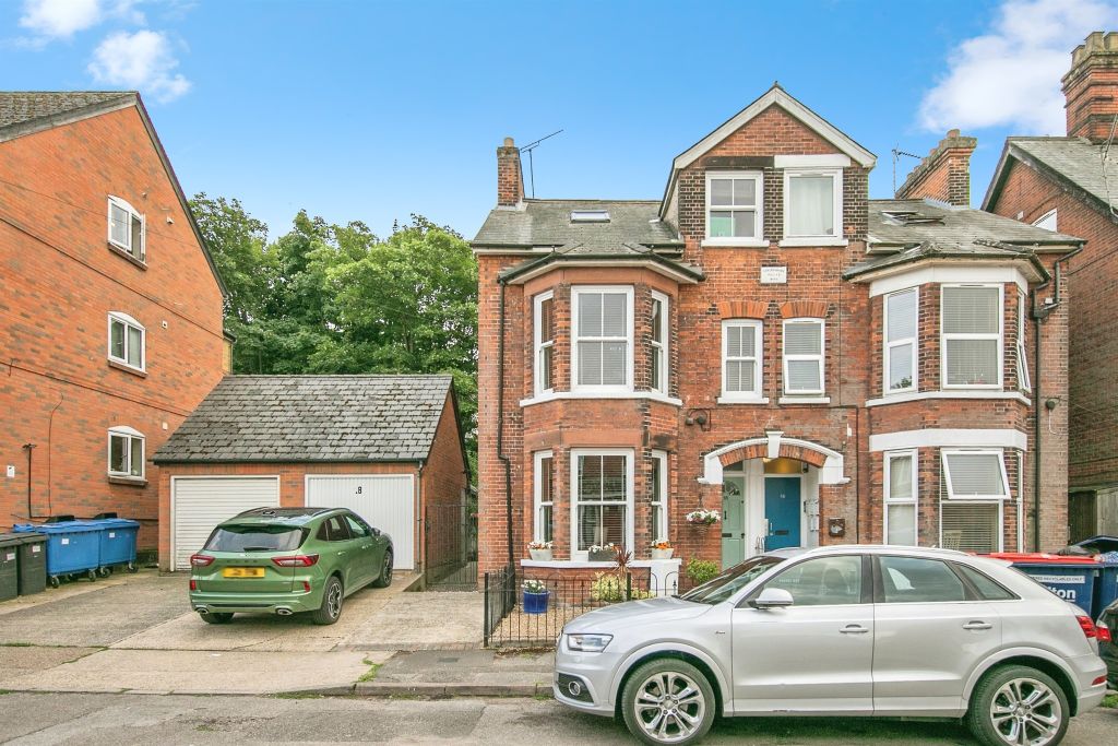 Property photo 1 of 19