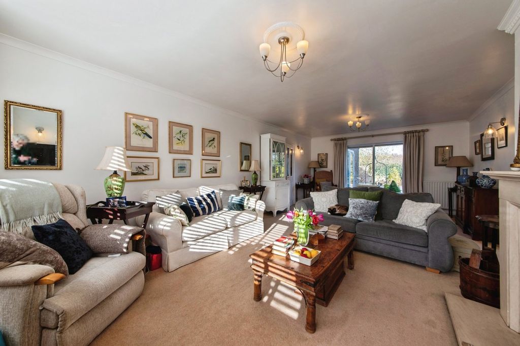 Property photo 3 of 20