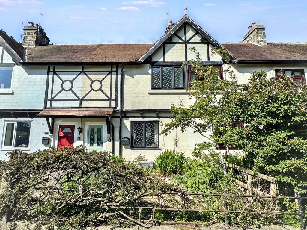 Property photo 1 of 30