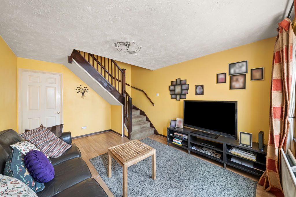 Property photo 3 of 12 Photo 9