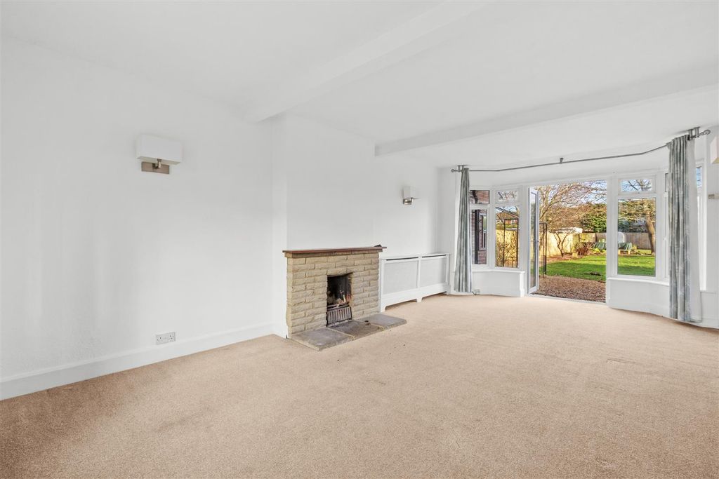 Property photo 3 of 21