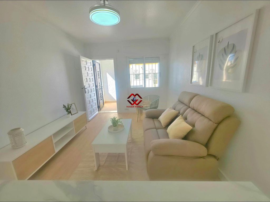 Property photo 2 of 27