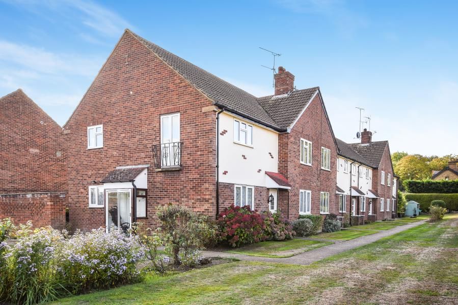 Property photo 1 of 8