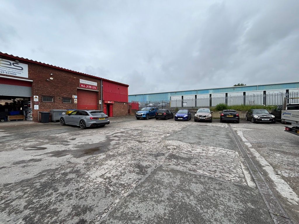 Property photo 3 of 7 Photo 3