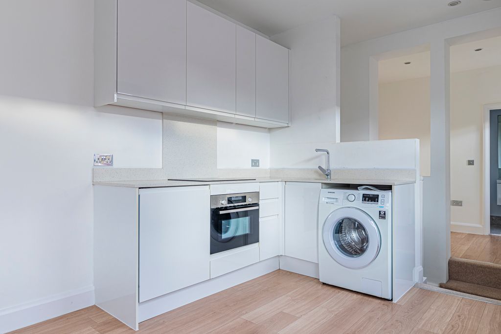 Property photo 2 of 8 Picture 2