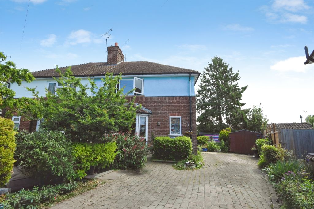 Property photo 1 of 17