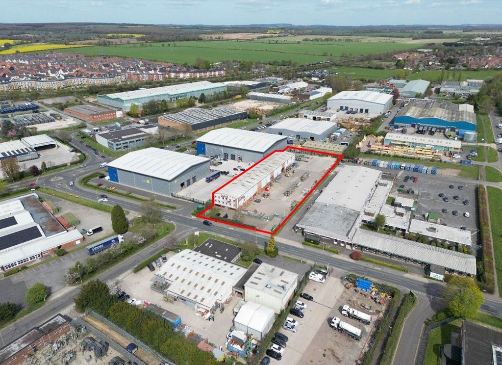 Property photo 2 of 7 Site Plan.Jpg