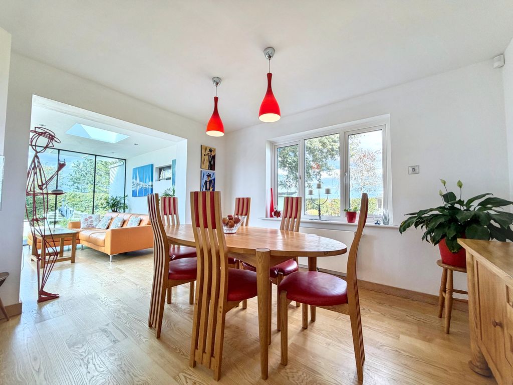 Property photo 3 of 30
