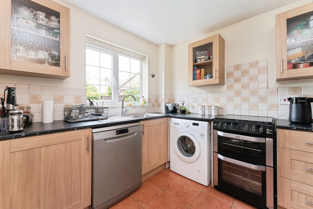 Property photo 3 of 19 Pbox-Img.Jpg