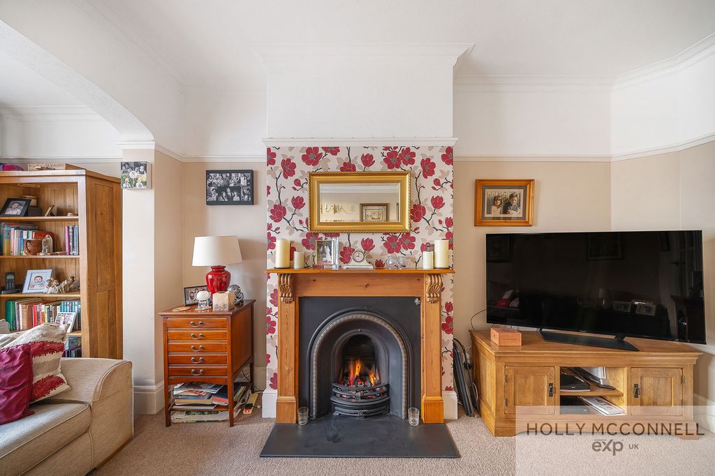 Property photo 3 of 29