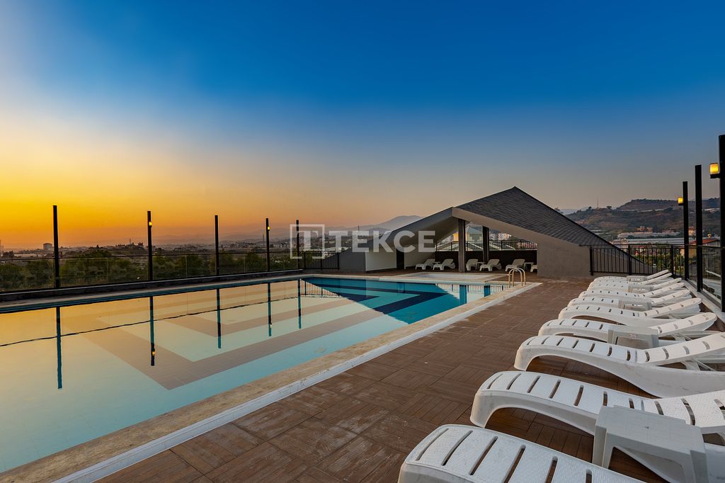 Property photo 1 of 33