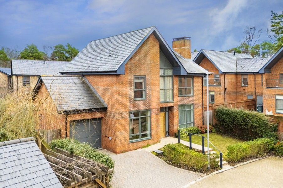 Property photo 1 of 23