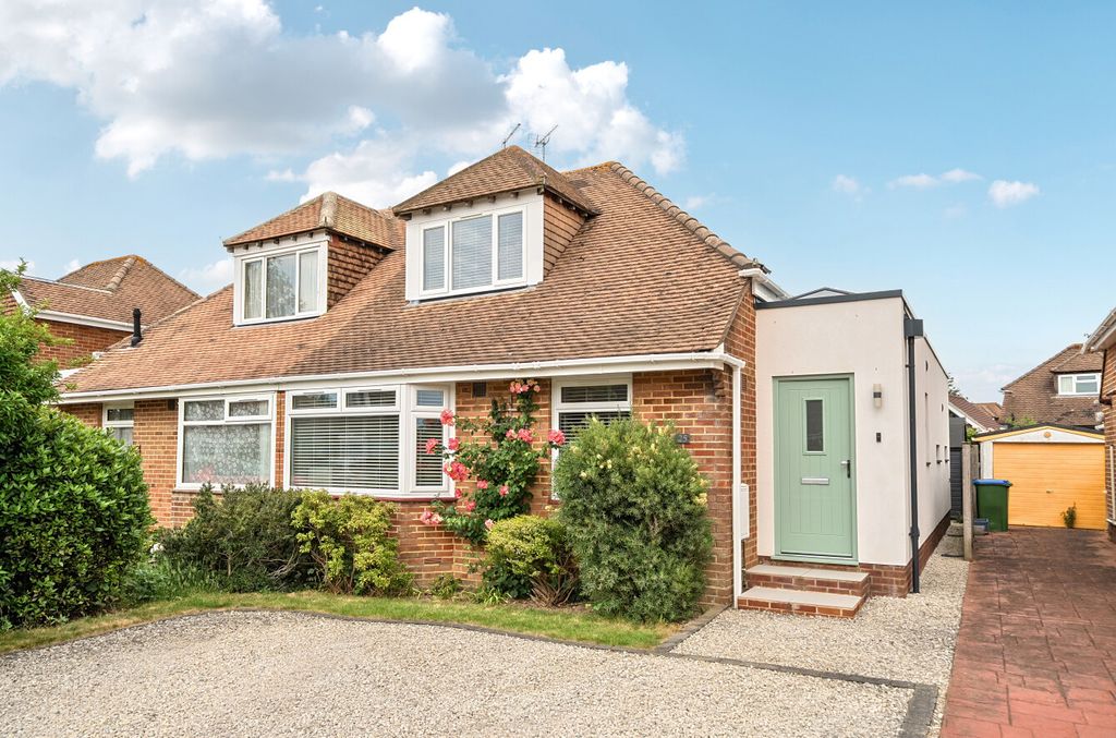 Property photo 1 of 16 1469932-1-6A19F3A...