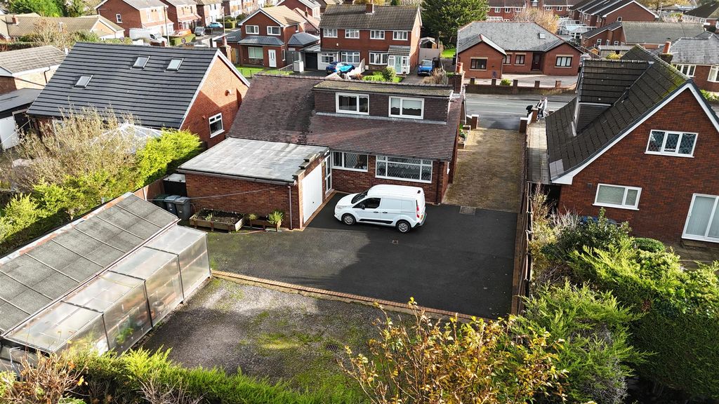 Property photo 2 of 13 Dji_Fly_20251108_100138_0396_1762597087120_Photo.J