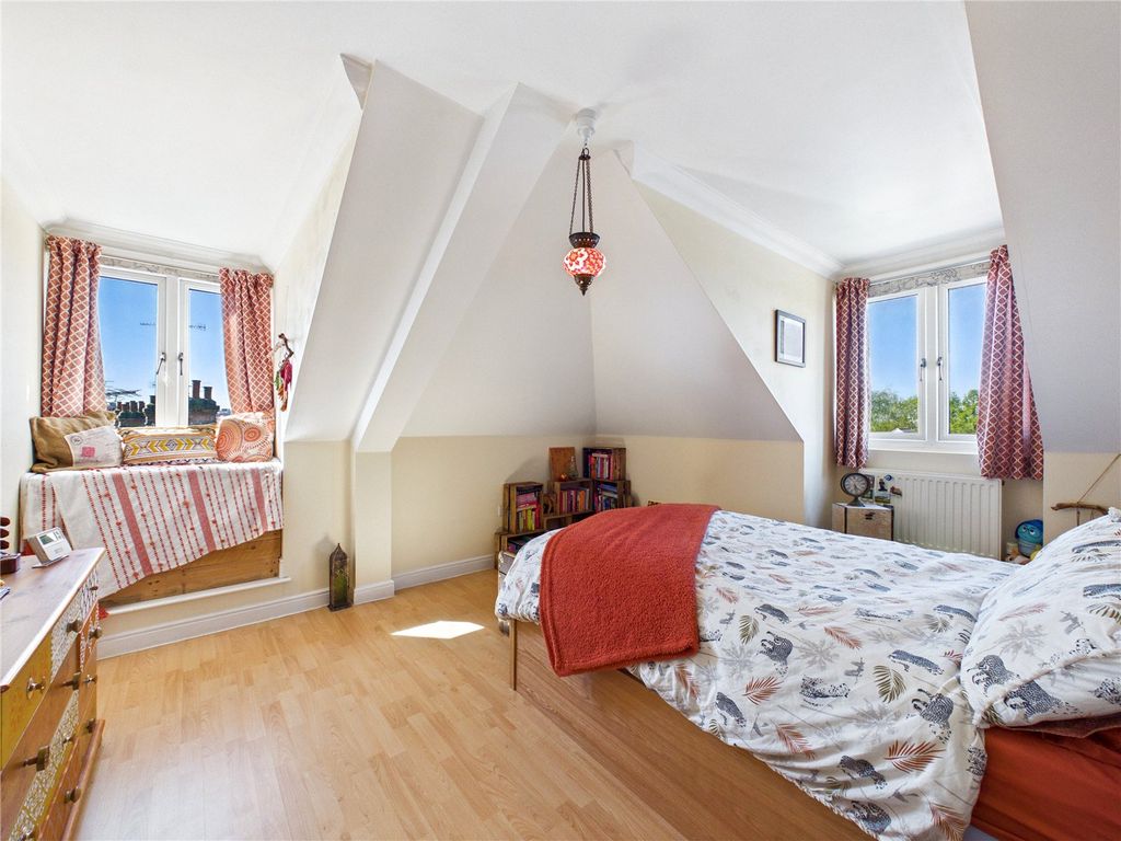 Property photo 2 of 22 Picture No. 01