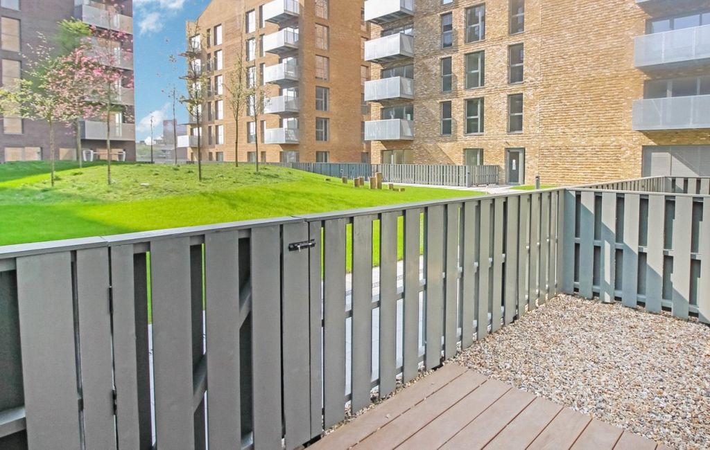 Property photo 2 of 9 Picture No. 11