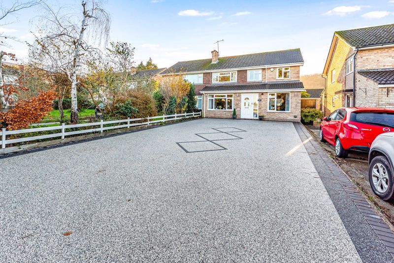 Property photo 1 of 26 Photo 3