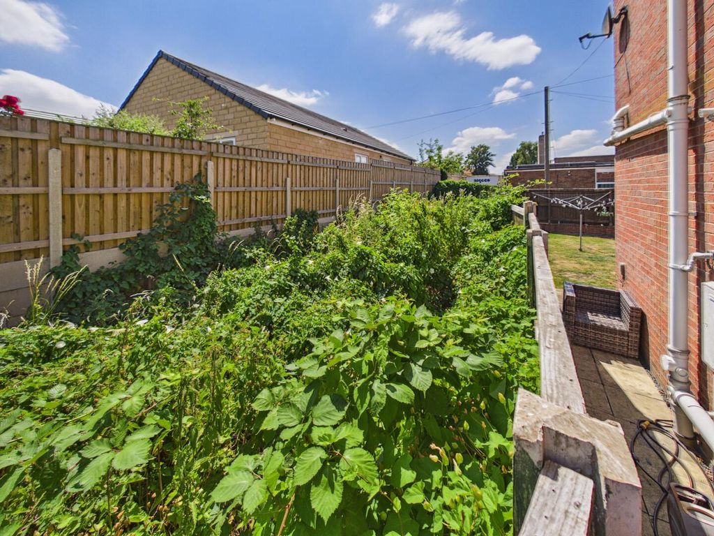 Property photo 2 of 14 Rear Garden