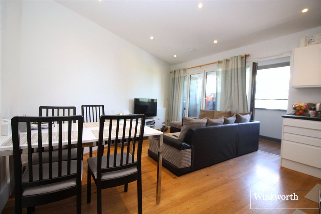 Property photo 3 of 8 Picture No. 09