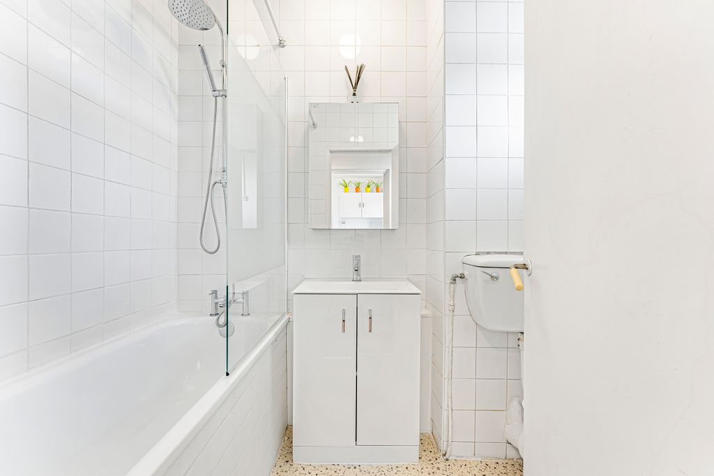 Property photo 2 of 15 2