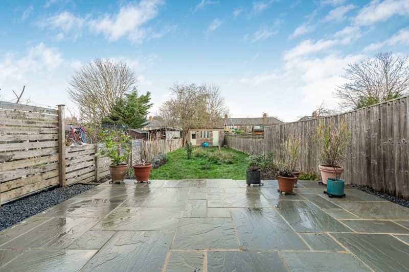 Property photo 3 of 17 Garden