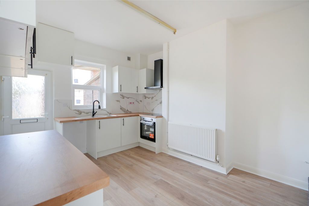 Property photo 1 of 13 Kitchen