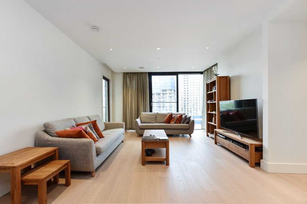 Property photo 1 of 17 1105, 3 Merchant Square (7).Jpg
