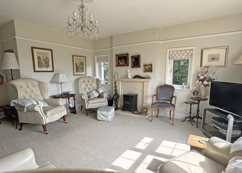 Property photo 3 of 13 Photo 5