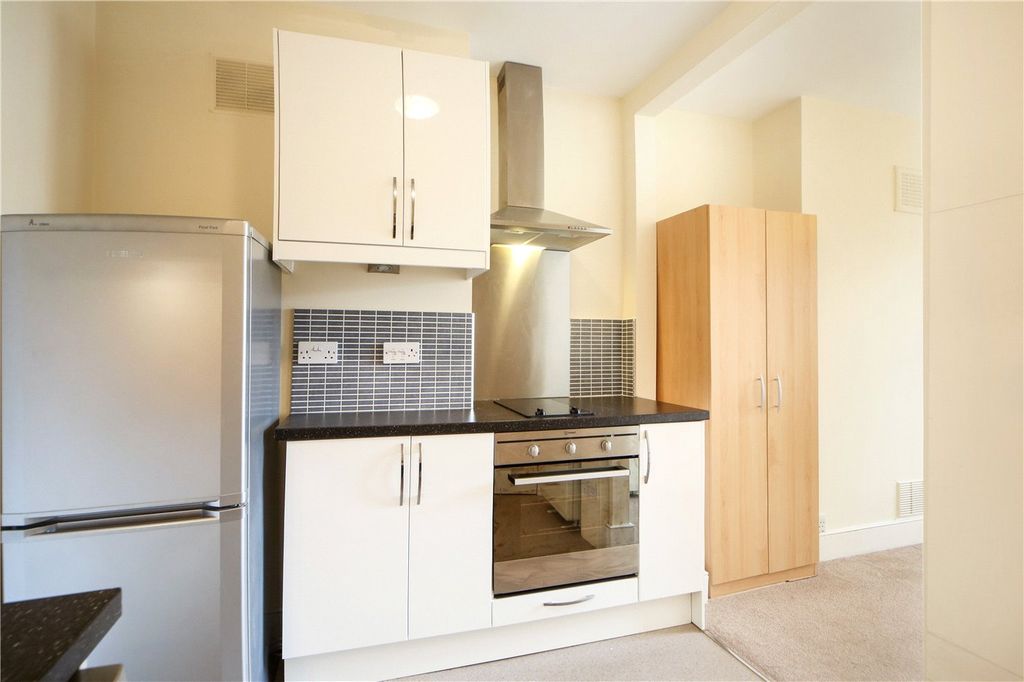 Property photo 3 of 6 Picture No. 08