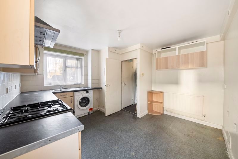 Property photo 2 of 16 Photo 5