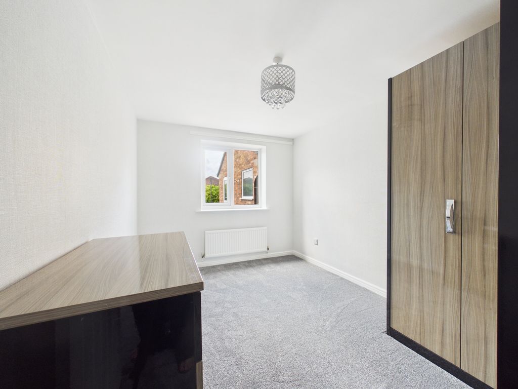 Additional image 9 of 2 bed flat for saleThe Close, Hull, Yorkshire HU7