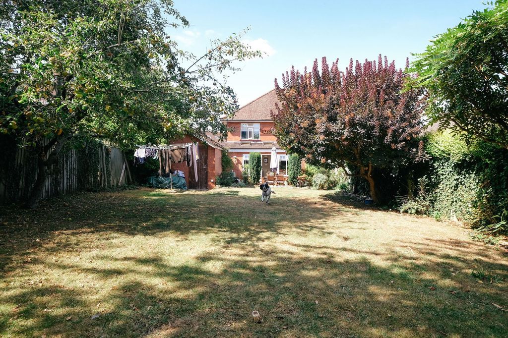 Property photo 3 of 18