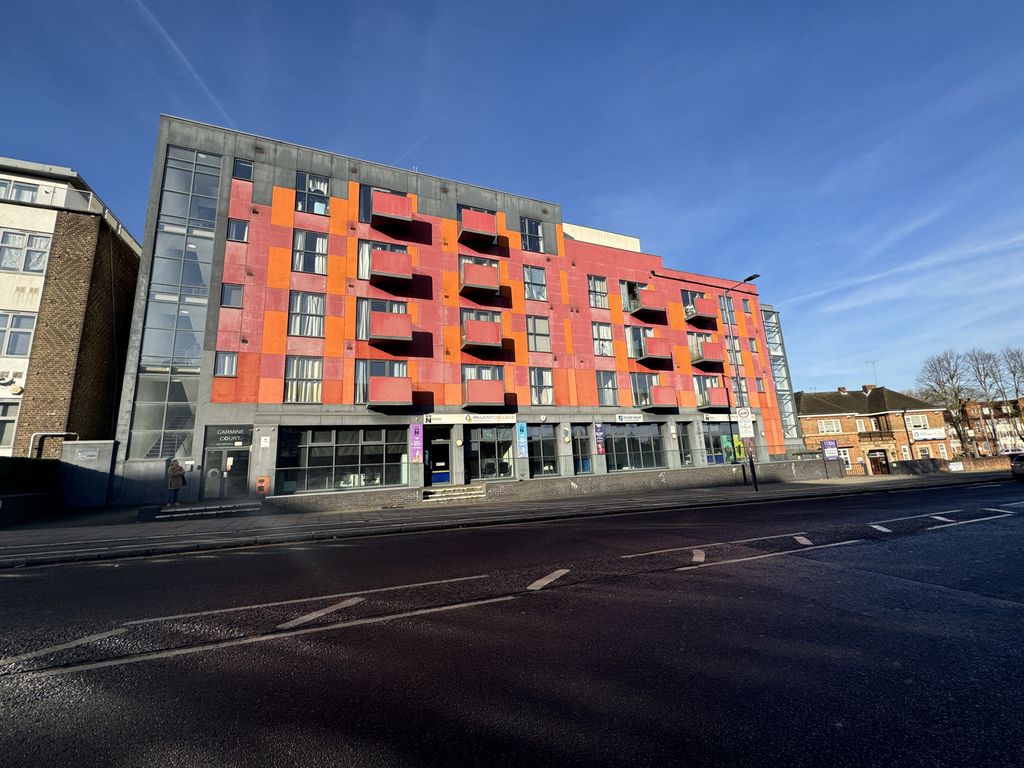 Property photo 1 of 9