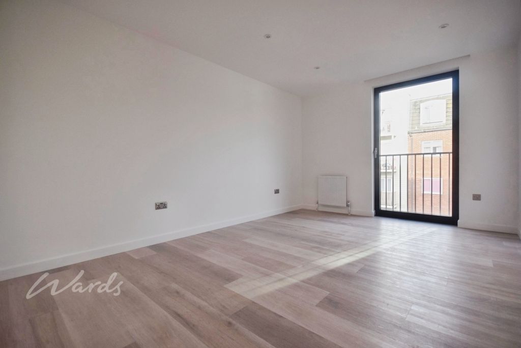 Property photo 3 of 7 Emin 24 Bed 1 Use