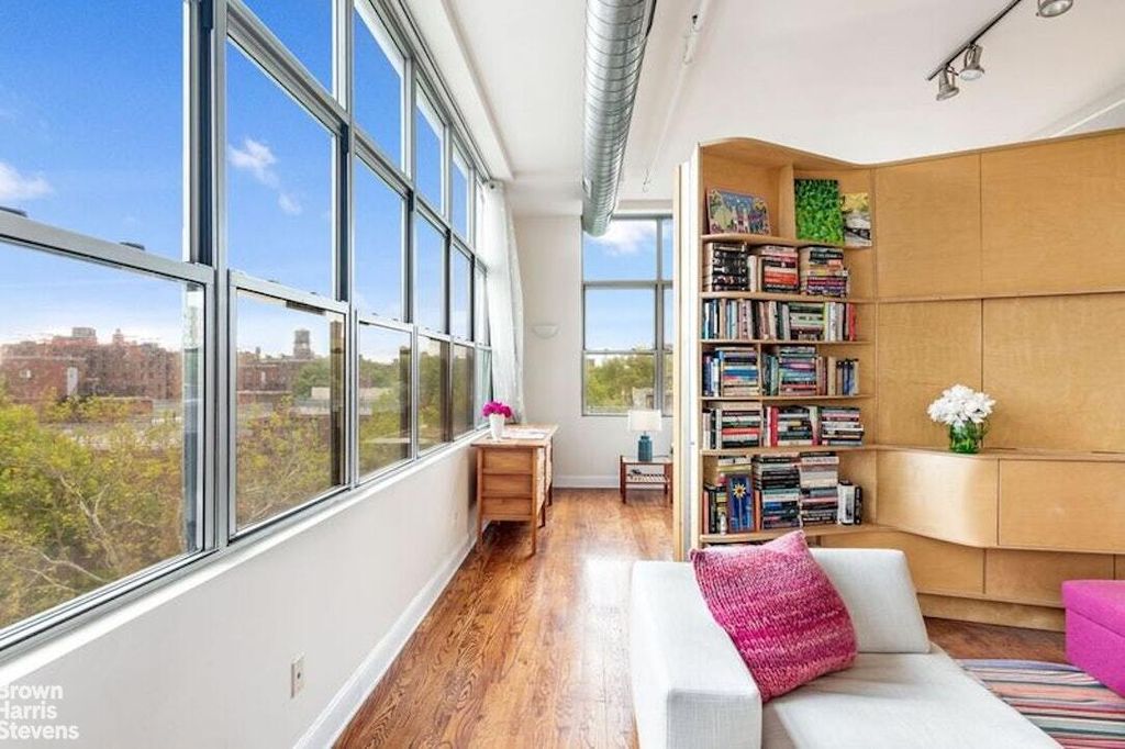 Property photo 2 of 10 <Alttext/>